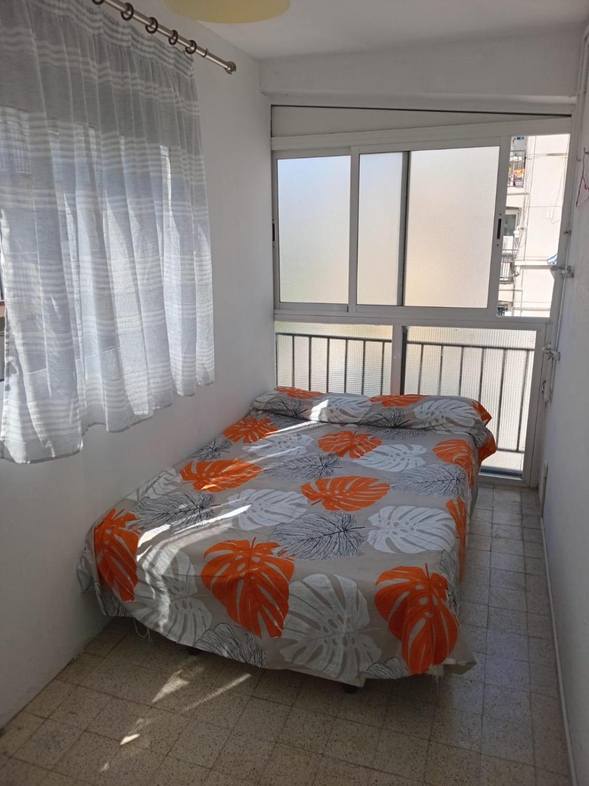 Habitaciones Compartidas En Un Apartamento Salou Luaran gambar