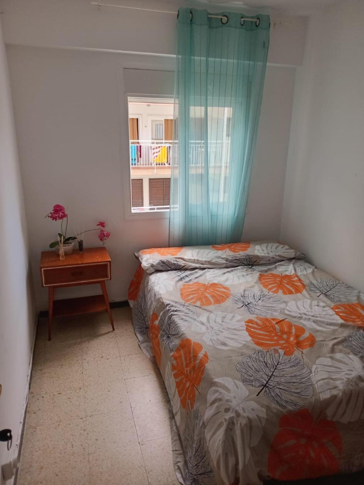 Habitaciones Compartidas En Un Apartamento Salou Luaran gambar